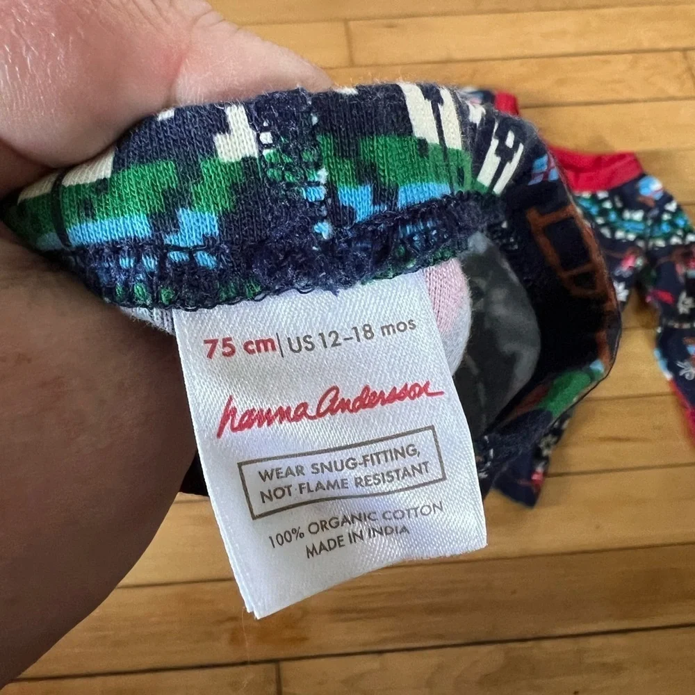 Hanna Andersson Gnome‎ Christmas two piece pajama set long sleeve